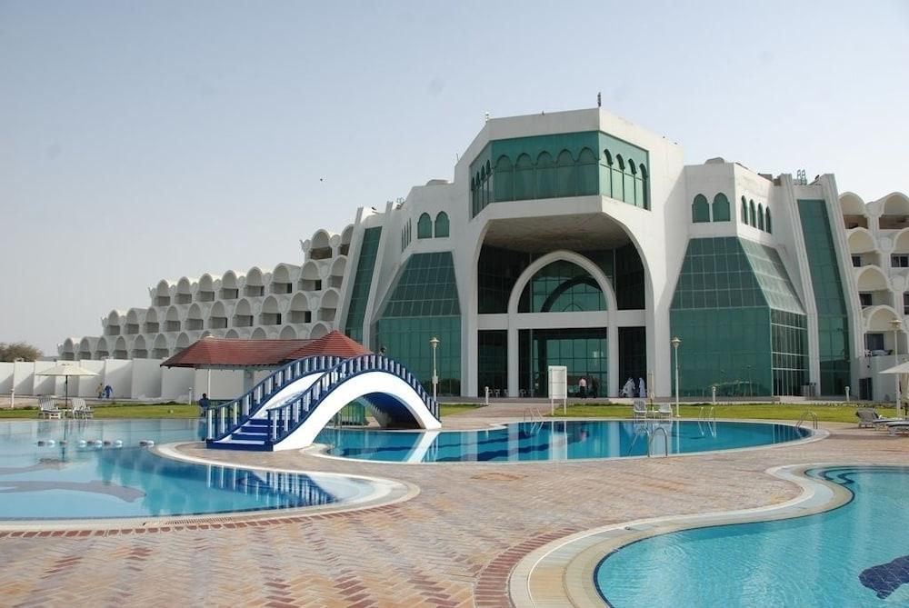 Mirfa Hotel Al Mirfa Bagian luar foto